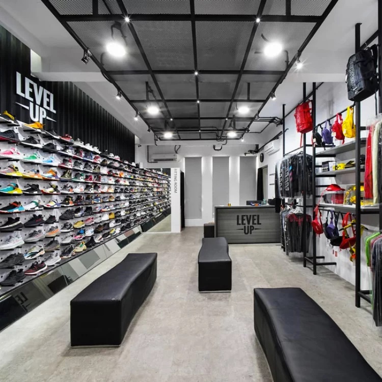 Tips Memulai Bisnis Sepatu Branded Bekas Yang Menjanjikan